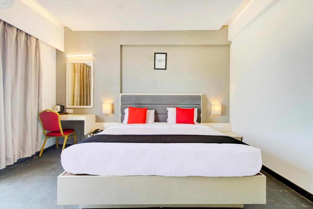 Capital O 77219 Hotel Dwarwata Dharwad Ngoại thất bức ảnh