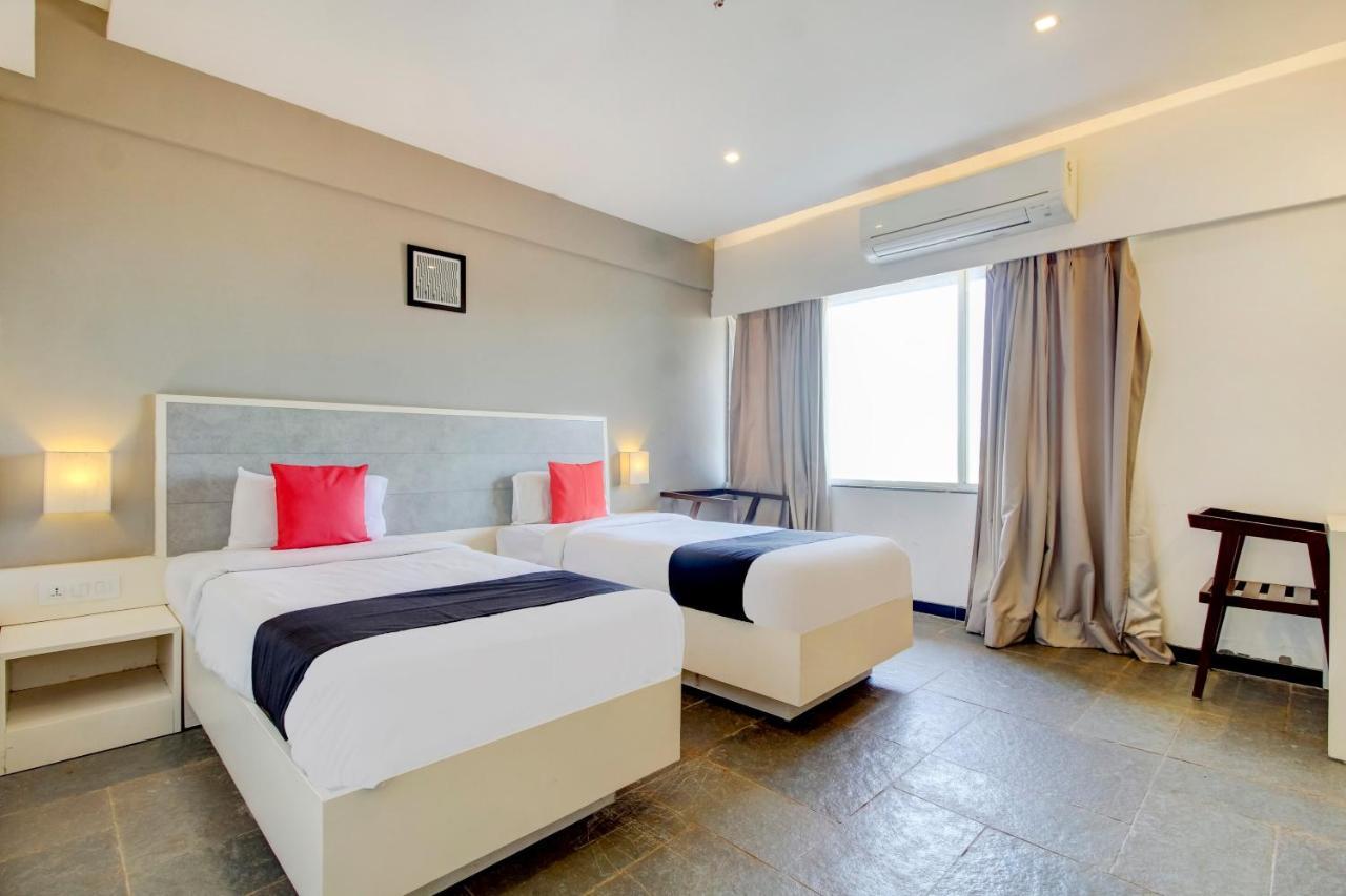 Capital O 77219 Hotel Dwarwata Dharwad Ngoại thất bức ảnh